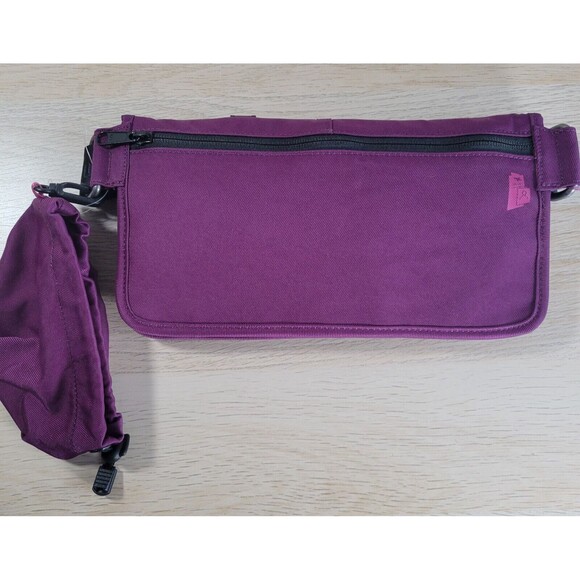 Lululemon Doggy Fanny Pack Dog Walking Belt Bag Travel Pooch Sport Pockets Pouch - Picture 5 of 11